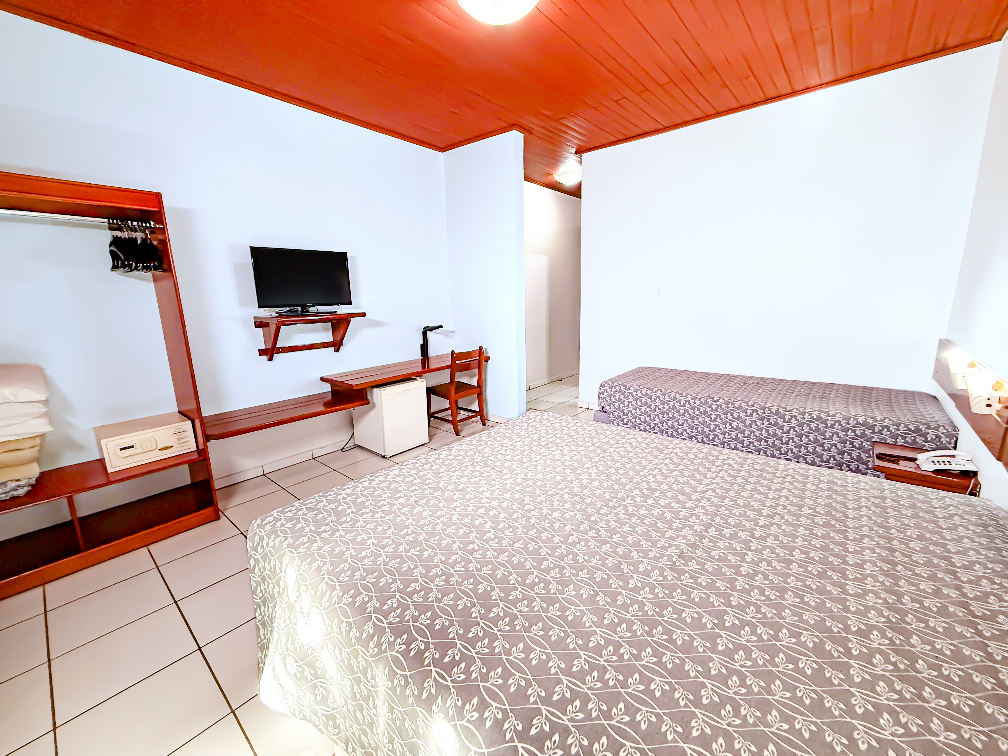 Thermas diRoma - Apto. Casal ou Solteiro